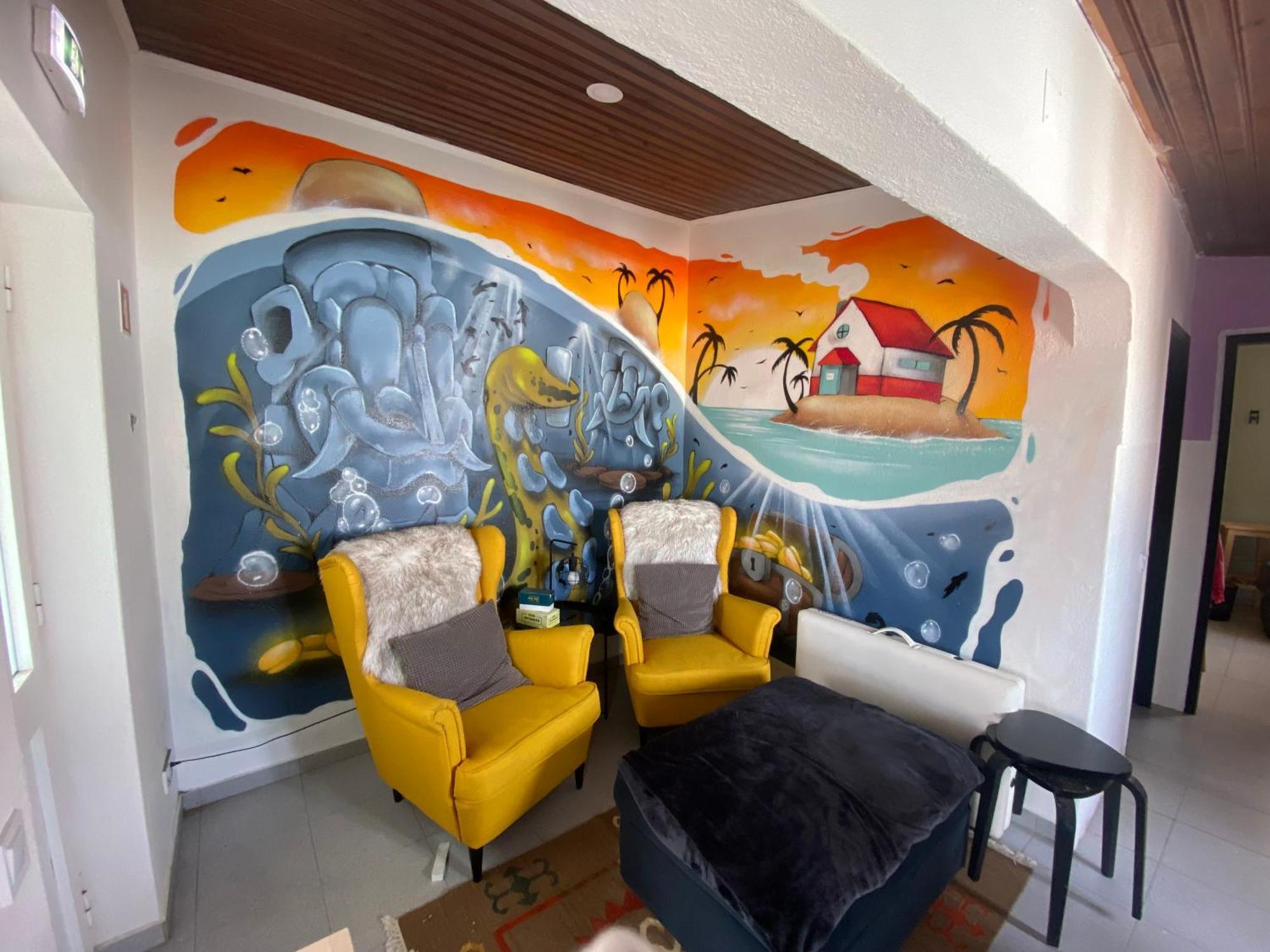 The Island Hostel & Cafe Lagos Exterior foto